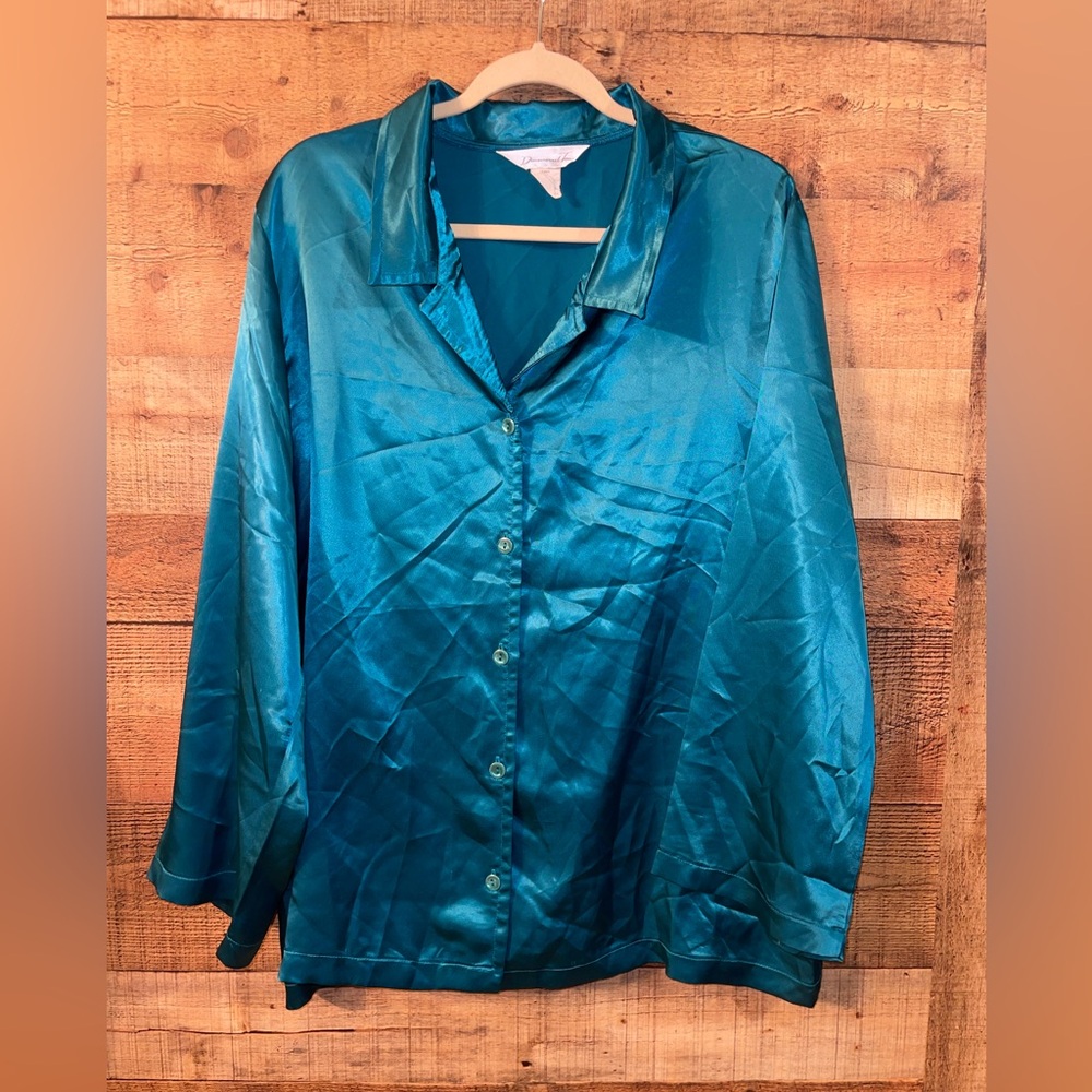 💙 Diamond Tea vintage satin pajama top